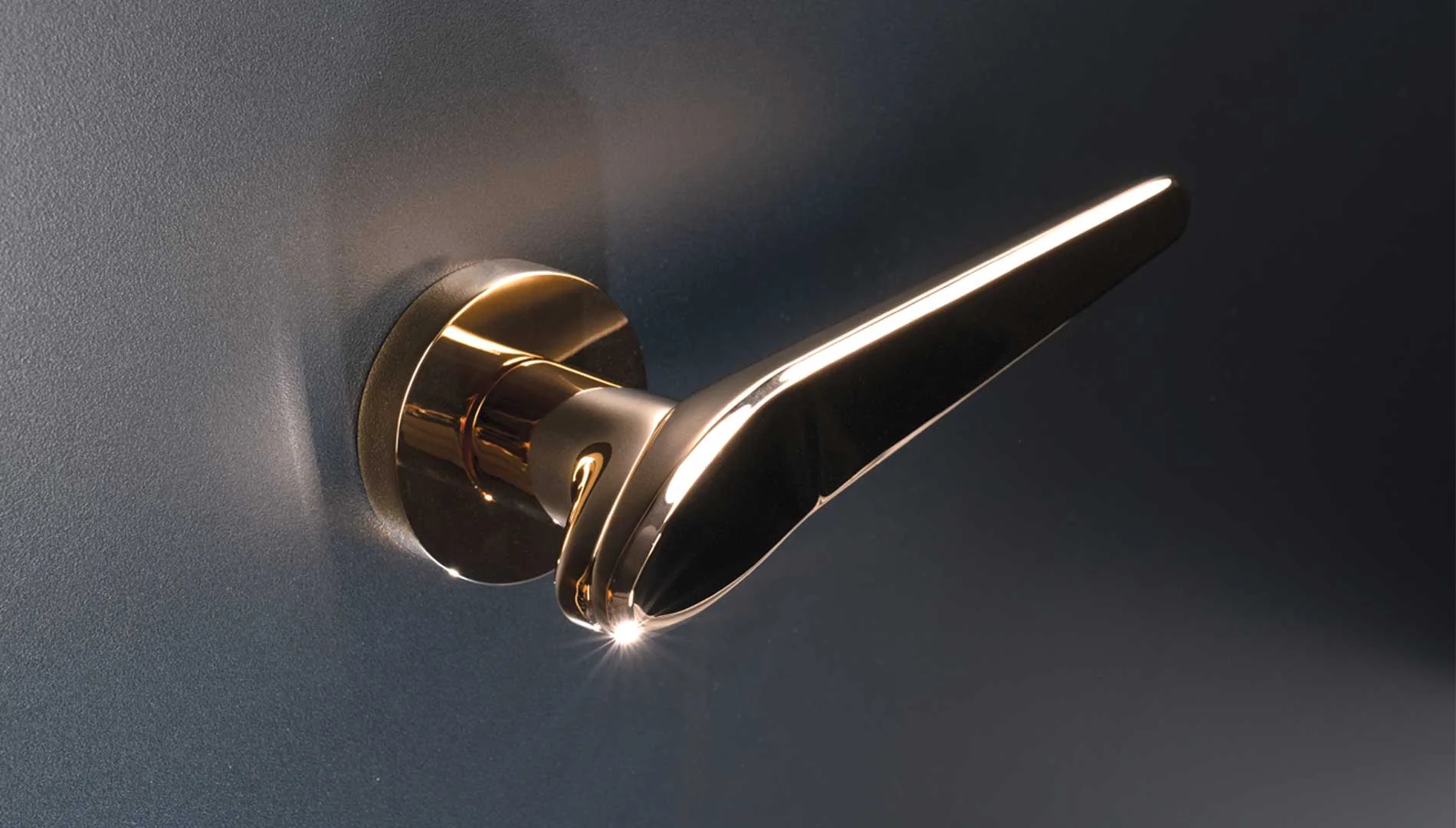 Soul Collection metal door handle